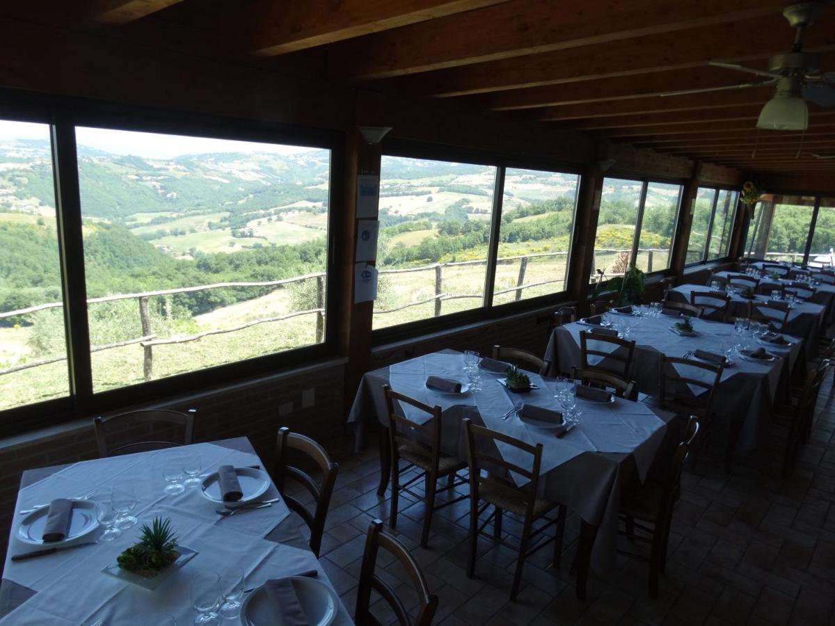 Agriturismo La Terrazza Valfabbrica エクステリア 写真