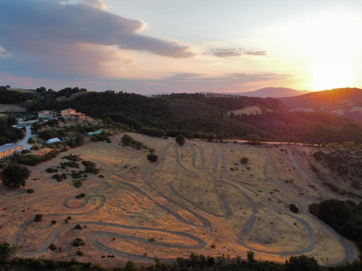 Agriturismo La Terrazza Valfabbrica エクステリア 写真