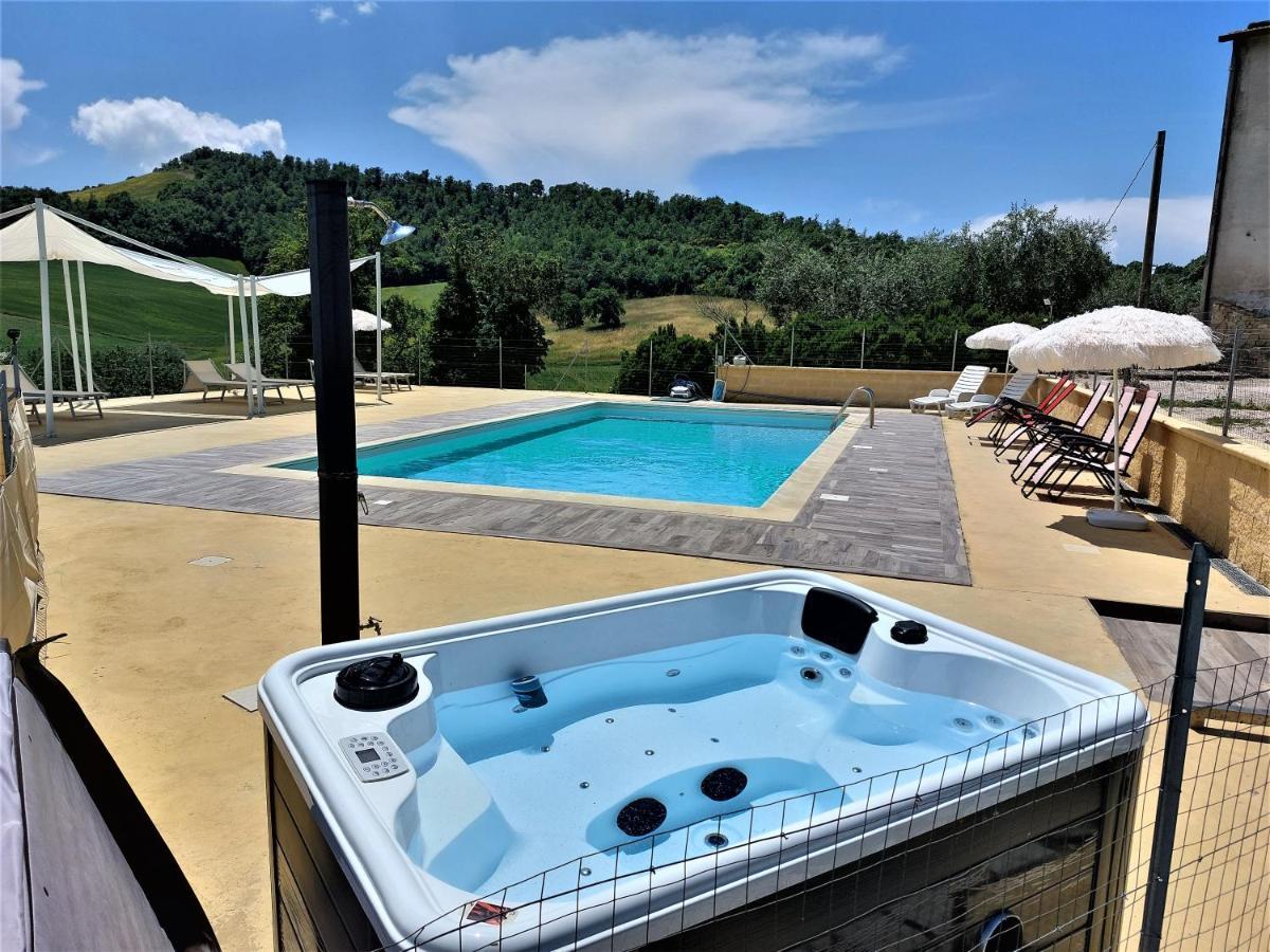 Agriturismo La Terrazza Valfabbrica エクステリア 写真